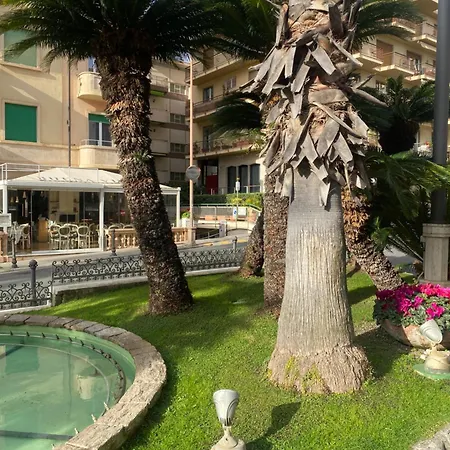 Incanto Fronte Casino 아파트 산레모