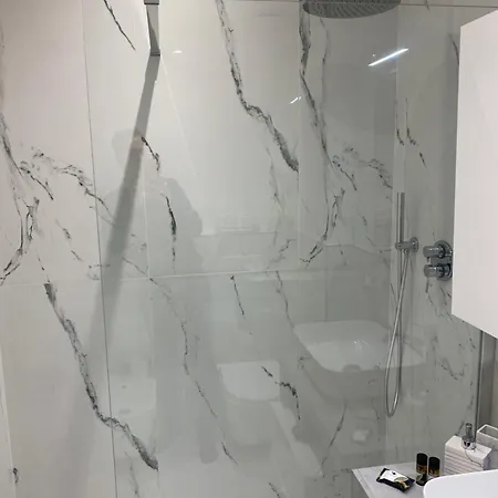 Incanto Fronte Casino 아파트 *